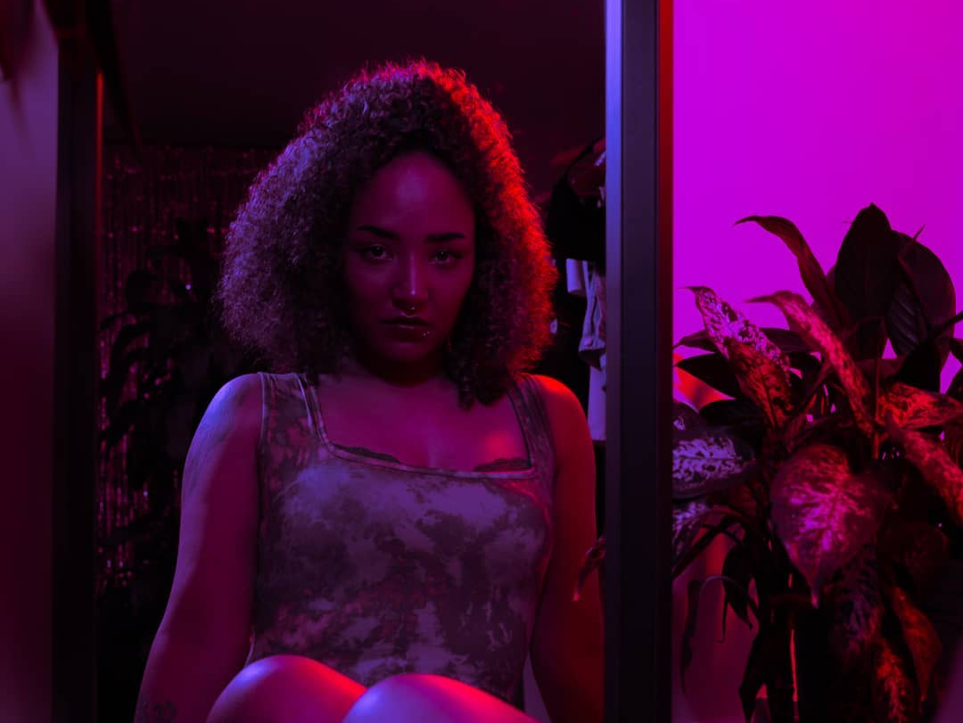 Tonia Victoria Unveils New Single "All Of Her" press image