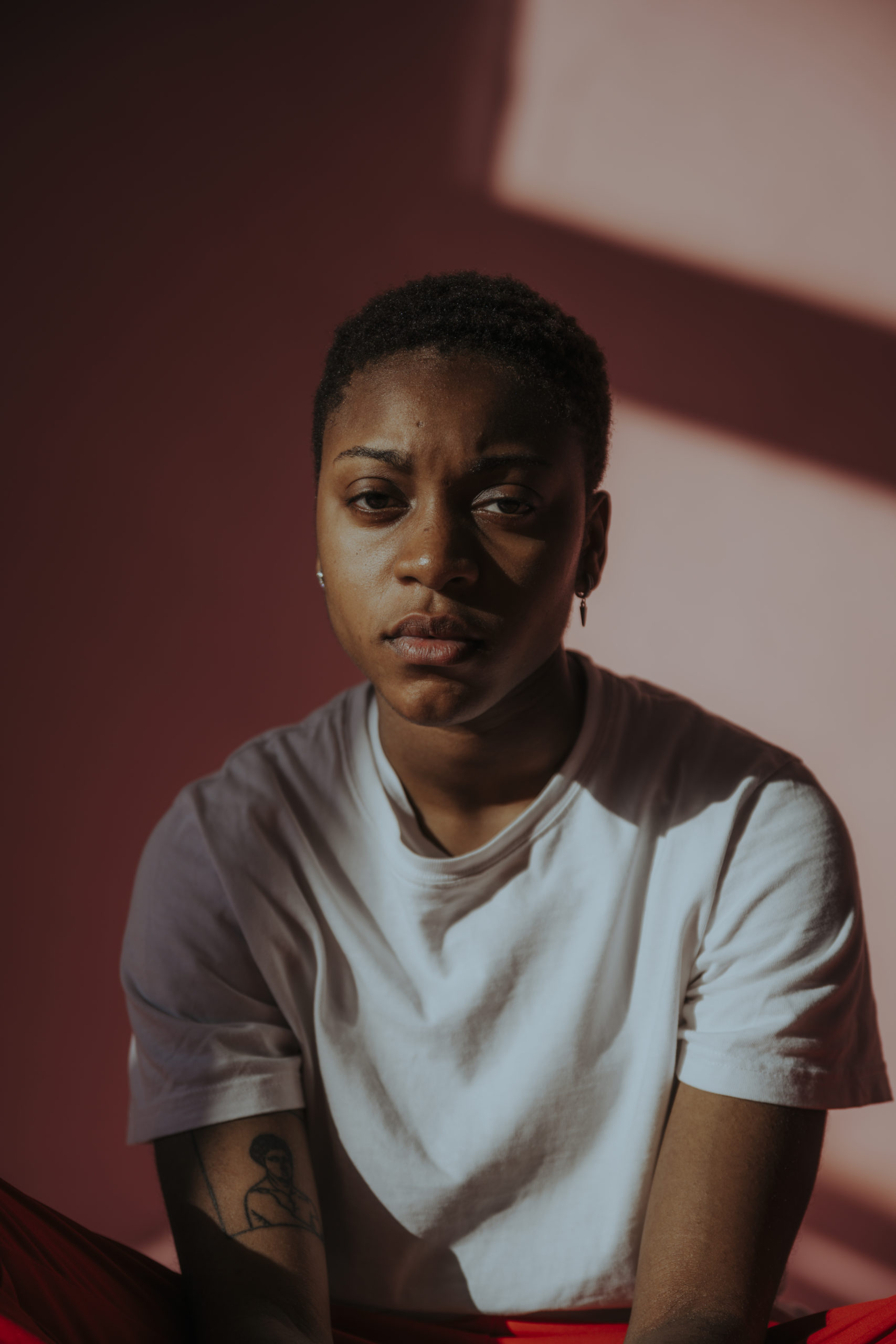 Natalie Oaks Shares Debut EP 'Keeping Up Appearances' press image